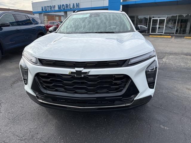 new 2025 Chevrolet Trax car, priced at $28,149