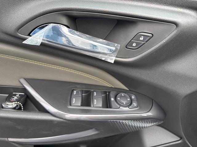 new 2025 Chevrolet Trax car, priced at $28,149