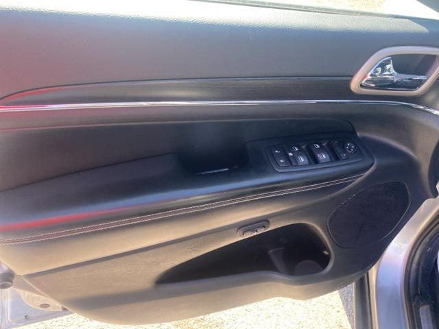 used 2014 Jeep Grand Cherokee car, priced at $12,900