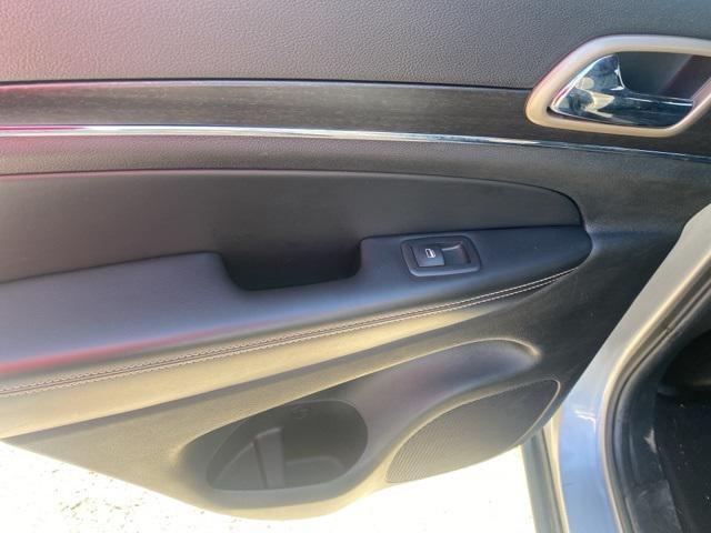 used 2014 Jeep Grand Cherokee car, priced at $12,900