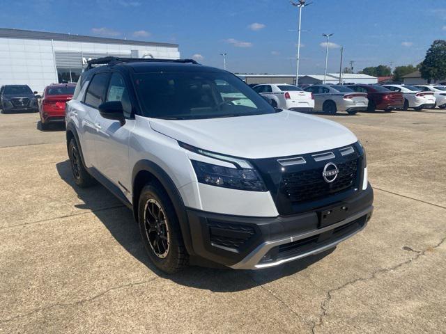 new 2025 Nissan Pathfinder car, priced at $47,620