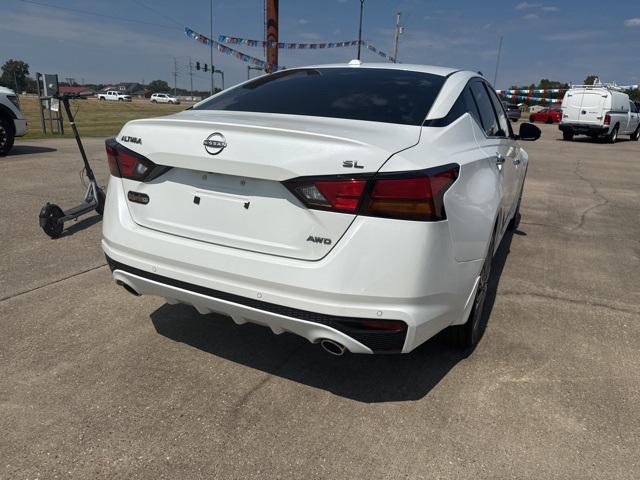 used 2024 Nissan Altima car, priced at $29,900