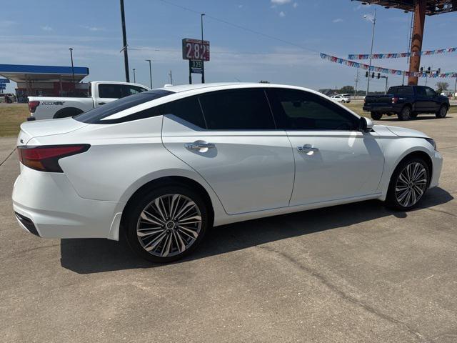 used 2024 Nissan Altima car, priced at $29,900
