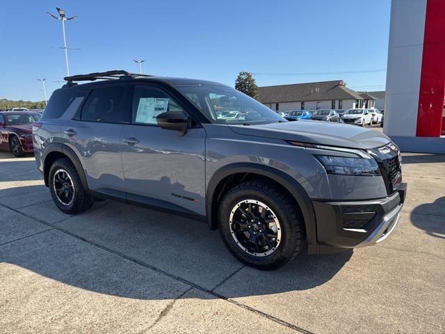 new 2025 Nissan Pathfinder car, priced at $47,620