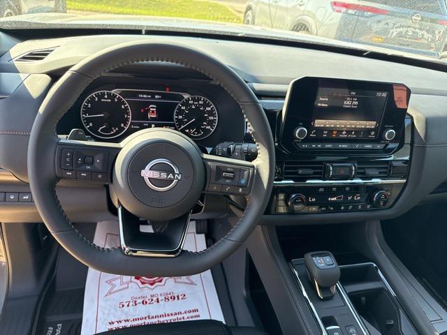 new 2025 Nissan Pathfinder car, priced at $47,620