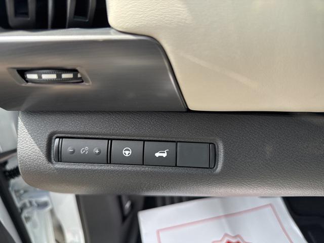 new 2025 Nissan Pathfinder car, priced at $50,375