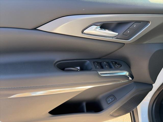 new 2026 Chevrolet Traverse car, priced at $45,345