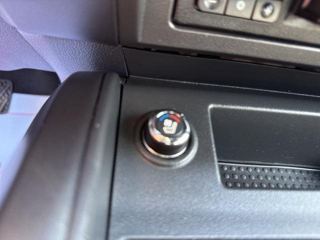 used 2024 Nissan Titan car