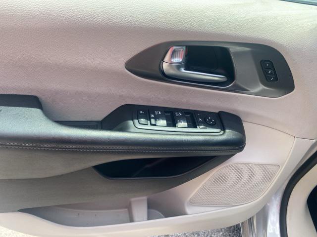 used 2019 Chrysler Pacifica car, priced at $14,500