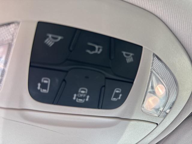 used 2023 Chrysler Pacifica car, priced at $32,500