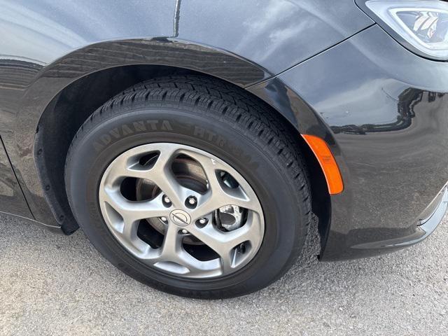 used 2023 Chrysler Pacifica car, priced at $32,500