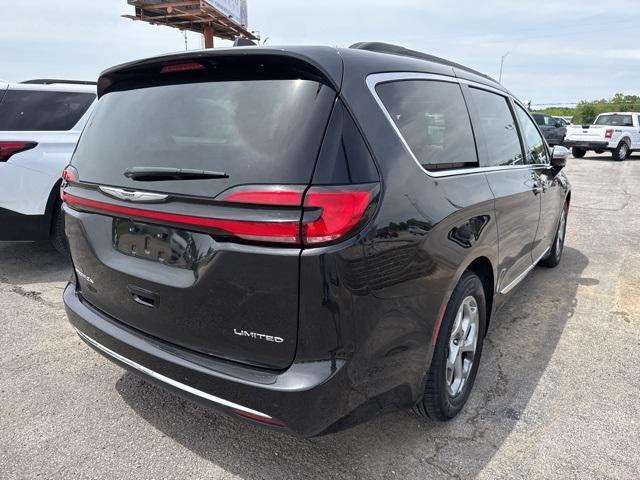 used 2023 Chrysler Pacifica car, priced at $32,500