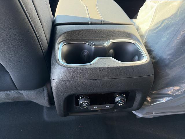 new 2026 Chevrolet Traverse car, priced at $59,519