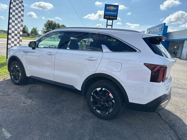 used 2024 Kia Sorento car, priced at $33,900
