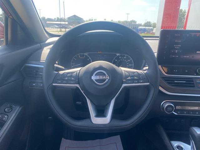 new 2025 Nissan Altima car, priced at $31,005