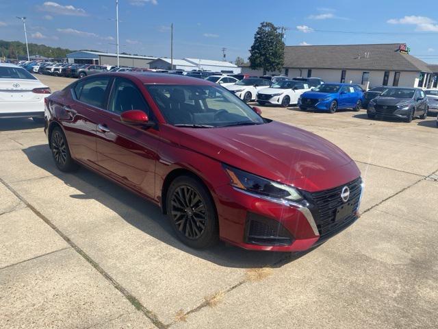new 2025 Nissan Altima car, priced at $31,005