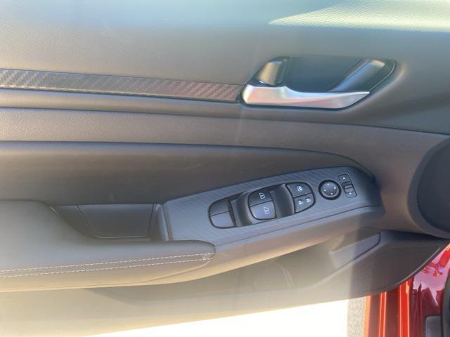 new 2025 Nissan Altima car, priced at $31,005