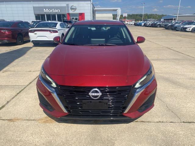 new 2025 Nissan Altima car, priced at $31,005