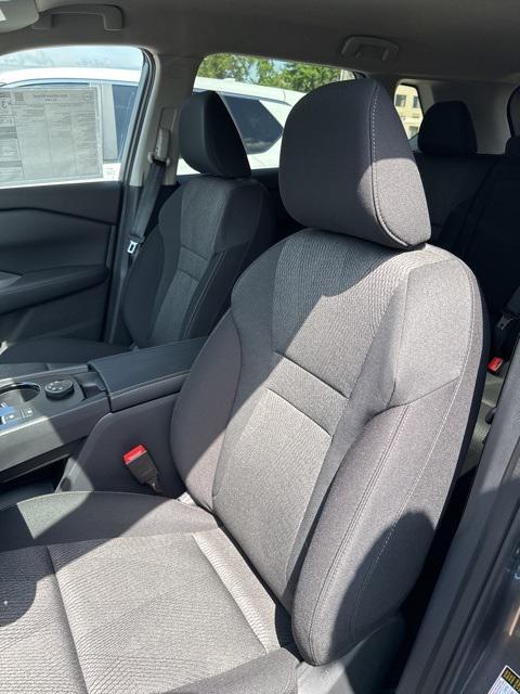 new 2025 Nissan Rogue car, priced at $33,385