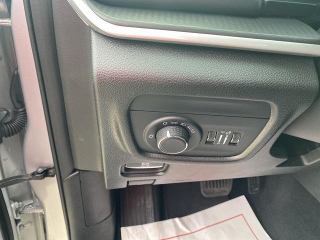used 2024 Jeep Grand Cherokee car, priced at $29,900