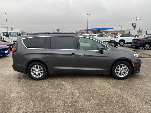 used 2022 Chrysler Pacifica car, priced at $27,900