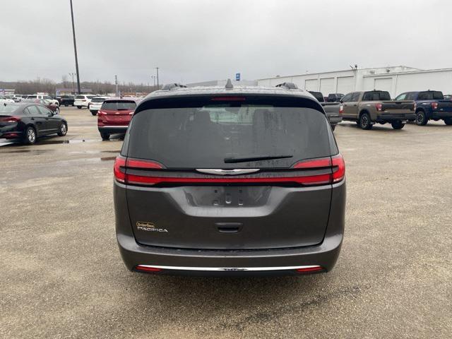 used 2022 Chrysler Pacifica car, priced at $27,900