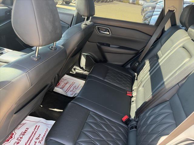 used 2021 Nissan Rogue car, priced at $23,900