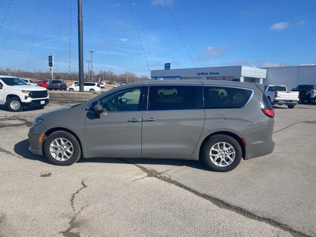 used 2023 Chrysler Pacifica car, priced at $27,500