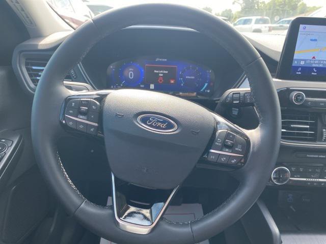 used 2022 Ford Escape car, priced at $24,900