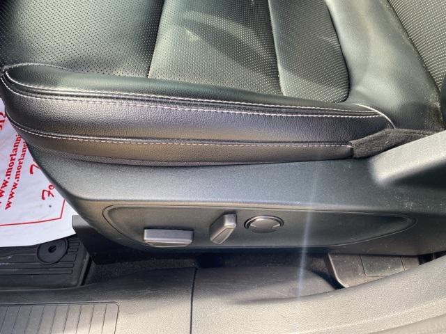 used 2022 Ford Escape car, priced at $24,900