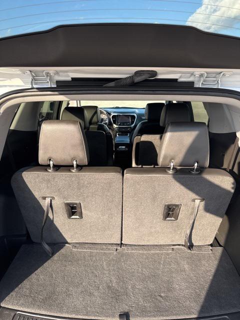used 2023 GMC Acadia car, priced at $28,900