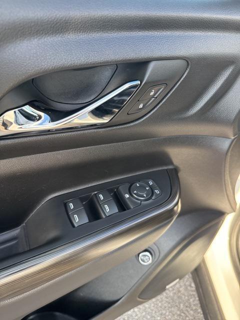 used 2023 GMC Acadia car, priced at $28,900