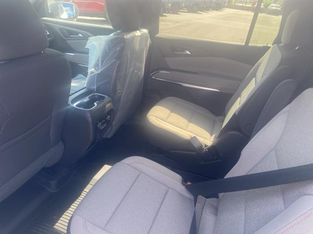 new 2025 Chevrolet Traverse car, priced at $43,060