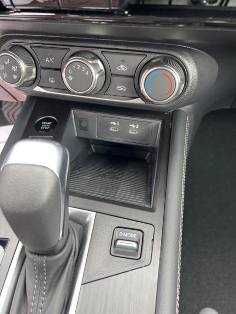 new 2025 Nissan Kicks car, priced at $27,860