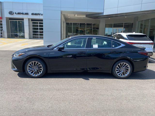 new 2024 Lexus ES 300h car, priced at $53,475