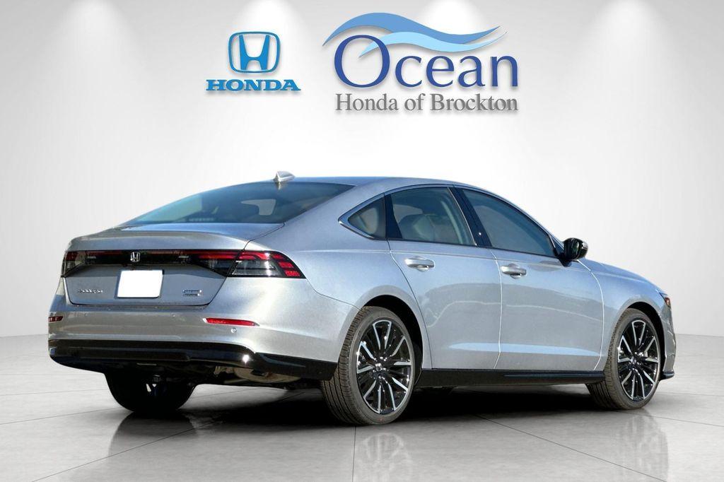 new 2025 Honda Accord Hybrid car, priced at $40,905