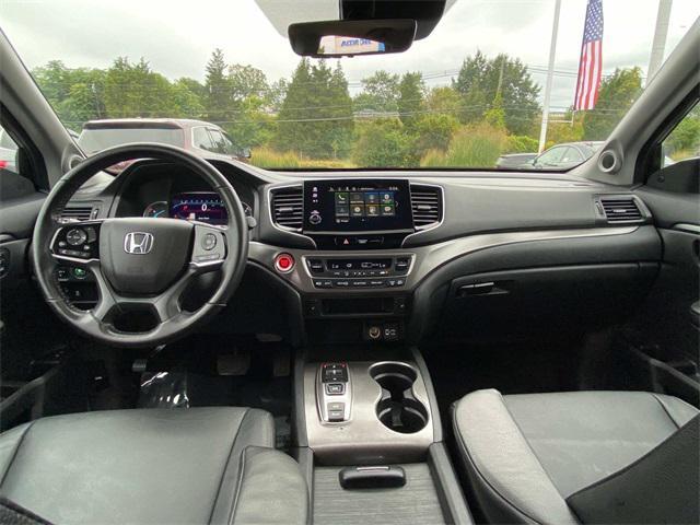 used 2022 Honda Pilot car, priced at $27,698