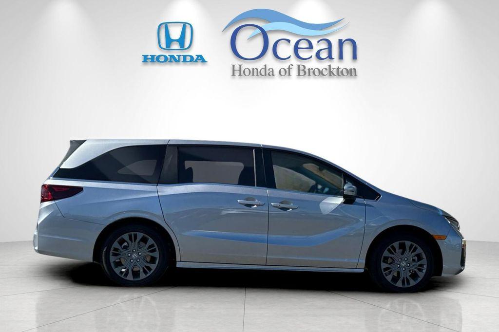 new 2026 Honda Odyssey car, priced at $48,990
