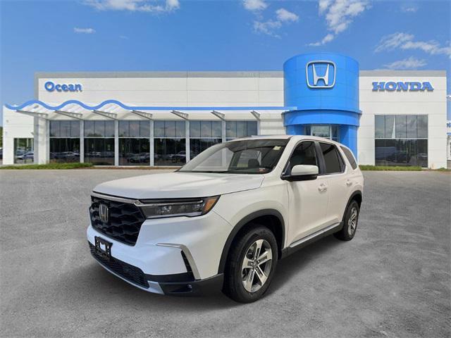 new 2025 Honda Pilot car, priced at $47,450