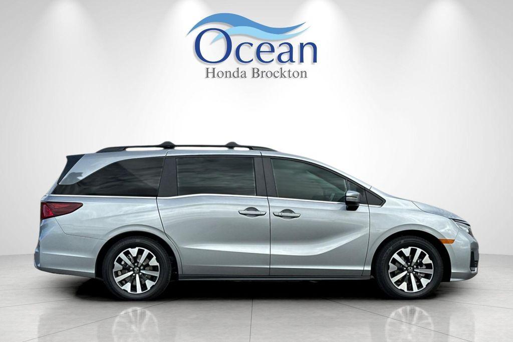 new 2026 Honda Odyssey car, priced at $45,340