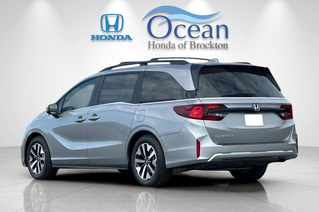 new 2026 Honda Odyssey car, priced at $45,340