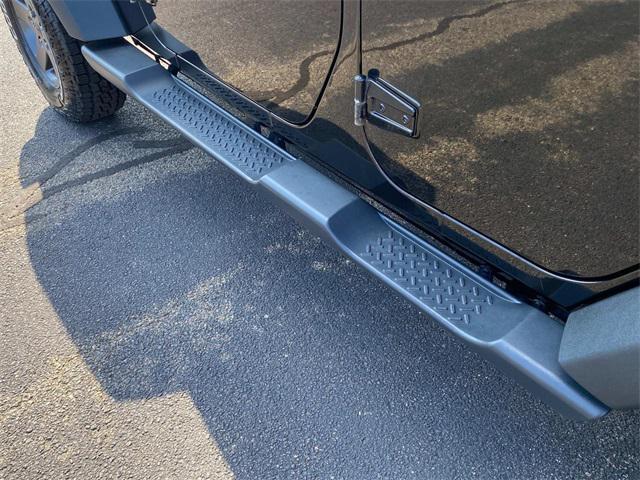 used 2015 Jeep Wrangler Unlimited car, priced at $16,798
