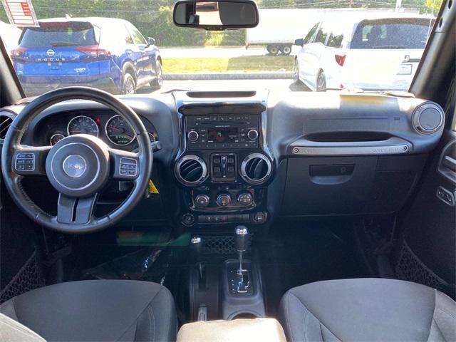 used 2015 Jeep Wrangler Unlimited car, priced at $16,798