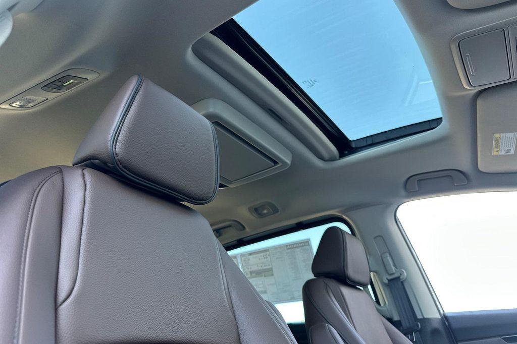 new 2026 Honda Odyssey car, priced at $49,445