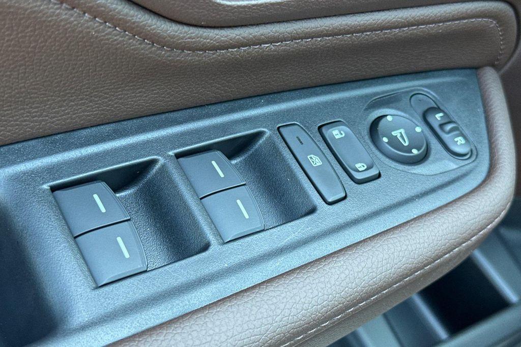 new 2026 Honda Odyssey car, priced at $49,445