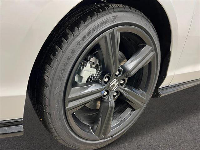 new 2025 Honda Accord Hybrid car, priced at $36,980