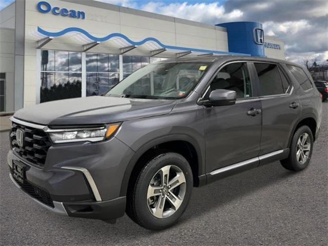 new 2025 Honda Pilot car, priced at $46,995