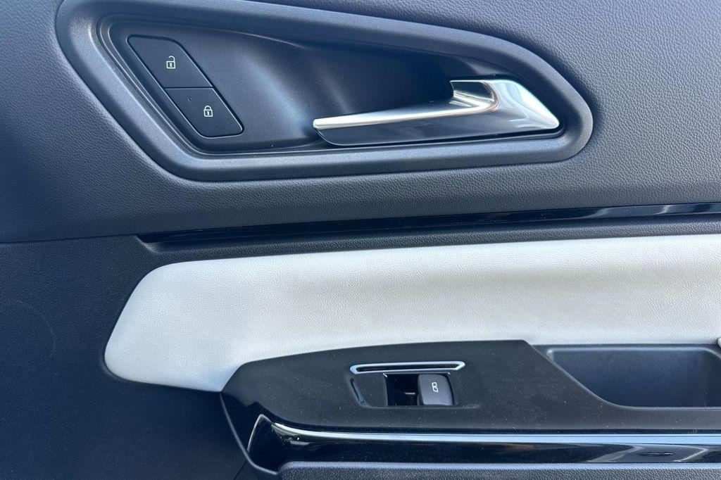 new 2025 Honda Prologue car, priced at $56,650