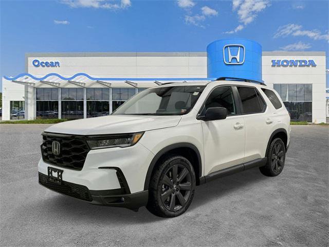 new 2025 Honda Pilot car, priced at $44,205