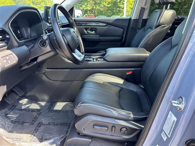 used 2023 Honda Pilot car, priced at $40,798
